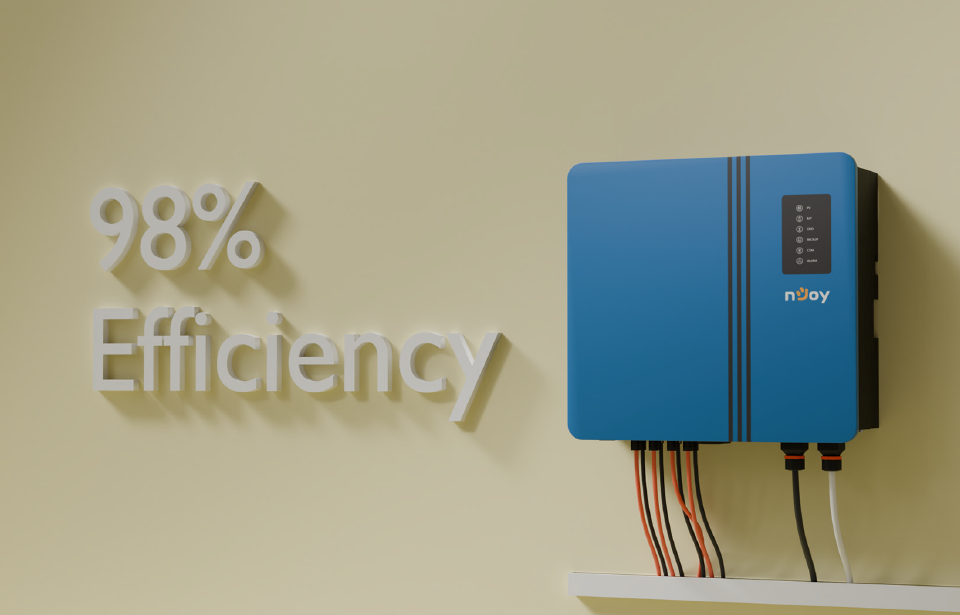 Kit Invertor Hibrid Trifazat 10kW + Baterie LiFePO4 10kW nJoy